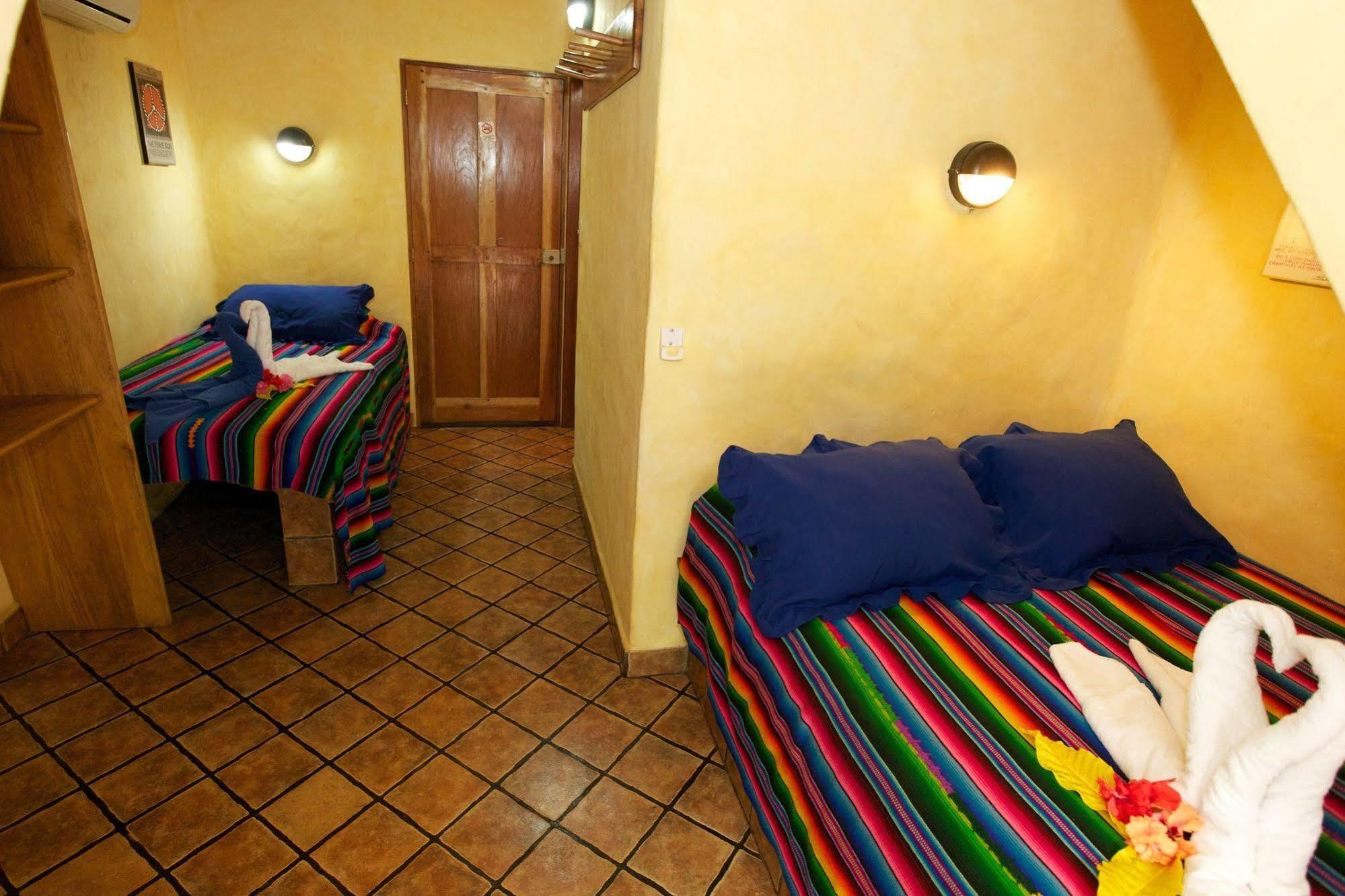 El Sano Banano Beachside Hotel Montezuma Luaran gambar