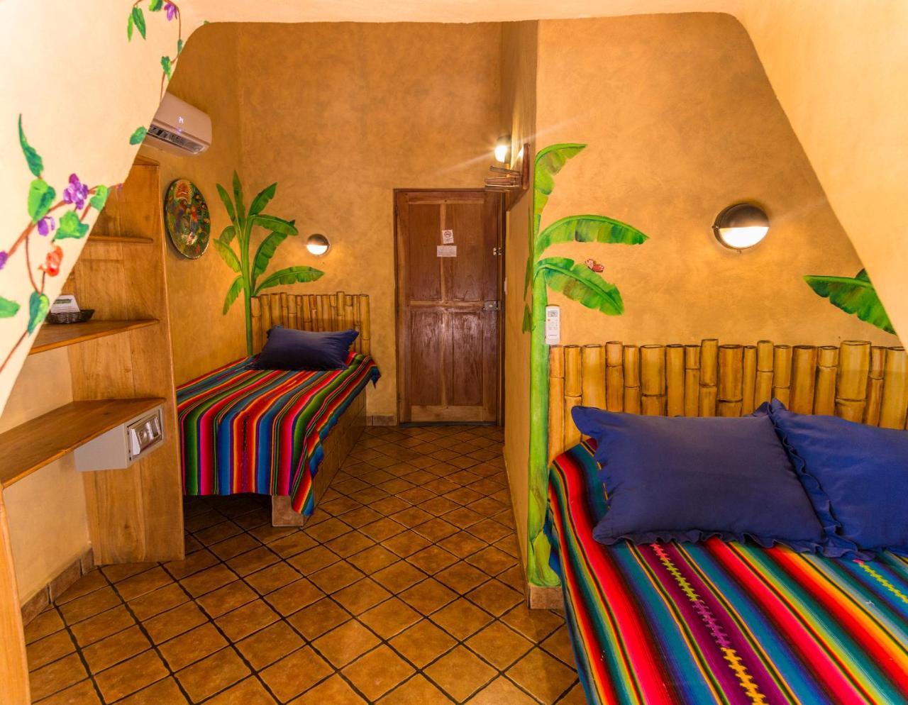 El Sano Banano Beachside Hotel Montezuma Luaran gambar